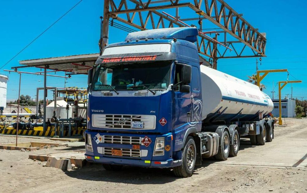Persisten los problemas de abastecimiento de diésel en Bolivia al cierre de julio