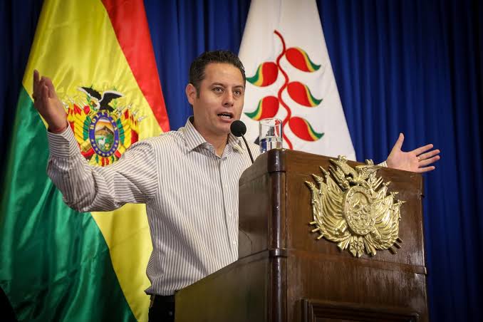 Conflicto en la Asamblea: Vicepresidente Lara revela malestar de Paz por omisión en discurso