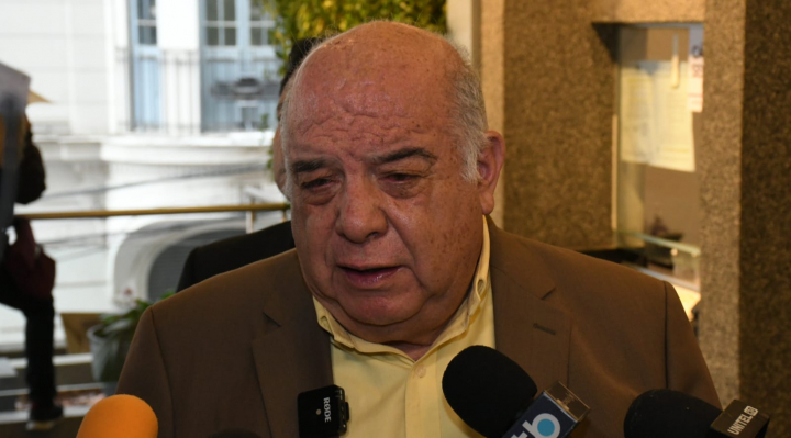 El diputado Pacheco reafirma su denuncia contra el gerente de la CNS