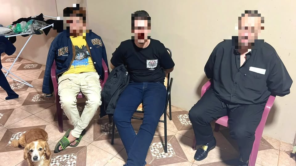 Detención de tres bolivianos y dos españoles en Paraguay por un crimen violento