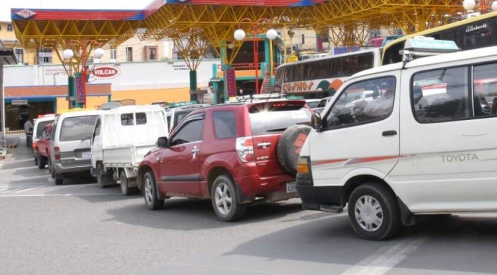 Crecen los reclamos ciudadanos ante la escasez de combustible