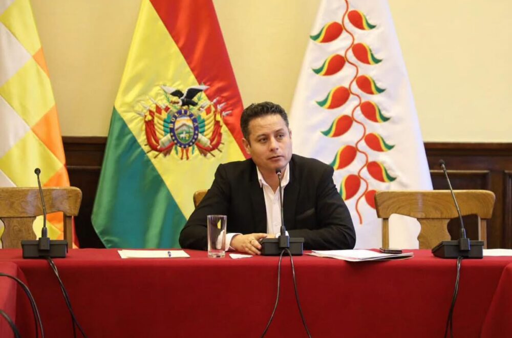 Críticas del Vicepresidente a la Policía: El rol de la justicia es exclusivo de jueces y fiscales