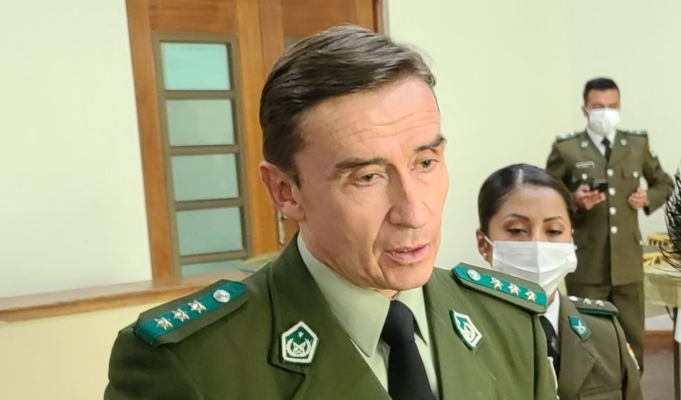 Rolando Pacheco amenaza con aprehender al comandante de la Policía si se presenta ante él