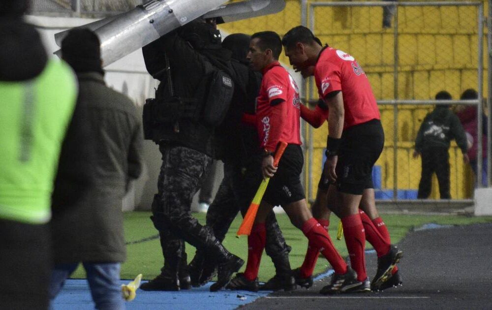 Juan Pablo Rioja critica al arbitraje tras la derrota de Real Potosí