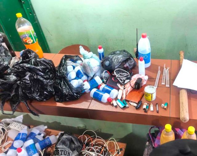 Operativo en la cárcel de Cantumarca desmantela tenencia de objetos prohibidos