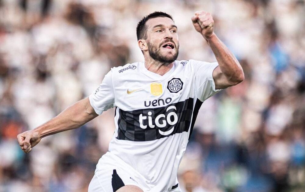 Impresionante debut de Tim Payne con Olimpia: un golazo para recordar