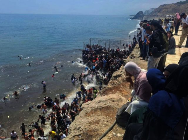 Aumento de migrantes en Ceuta: 72.000 ingresaron según España