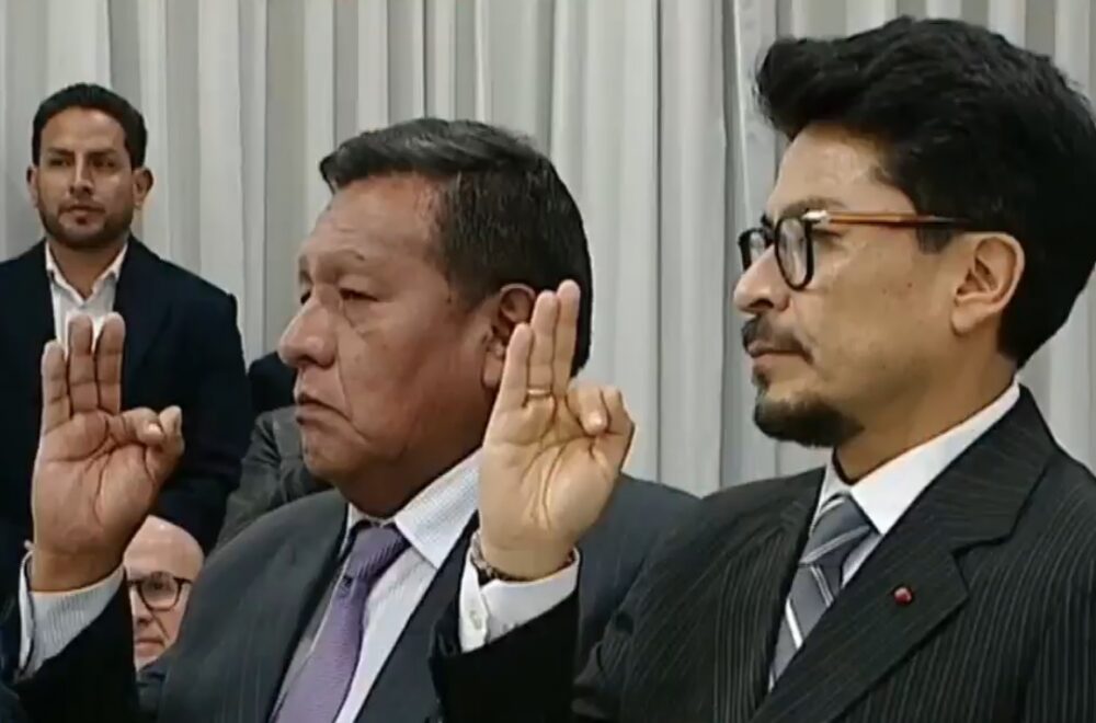 Fernando Aramayo y Héctor Huanca asumen nuevos cargos en el gabinete ministerial boliviano