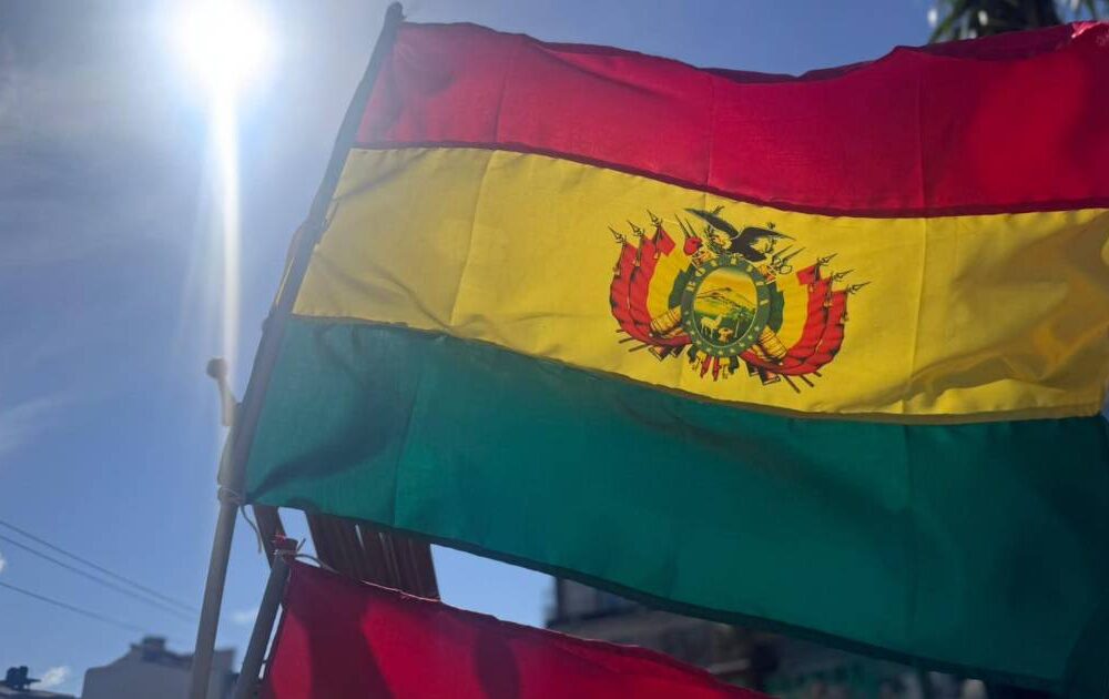 Bolivia conmemora 201 años de independencia en un contexto de crisis económica y energética