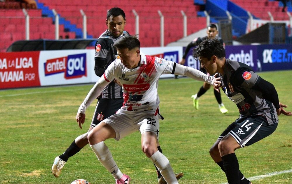 Nacional Potosí triunfa con contundencia sobre Independiente