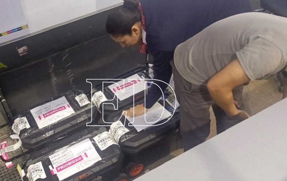 El oro confiscado en Viru Viru es trasladado a La Paz para su resguardo