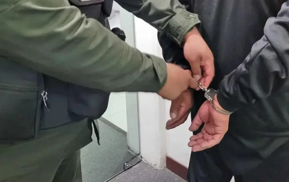 Detención de padres del sospechoso en caso de feminicidio en Potosí