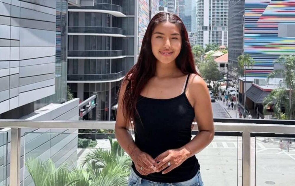 Albertina Sacaca deslumbra desde Miami tras su paso por India