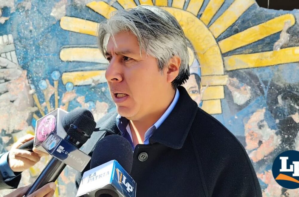 Edgar Sánchez, Gobernador de Oruro, llama a la unidad y autonomía para el desarrollo económico