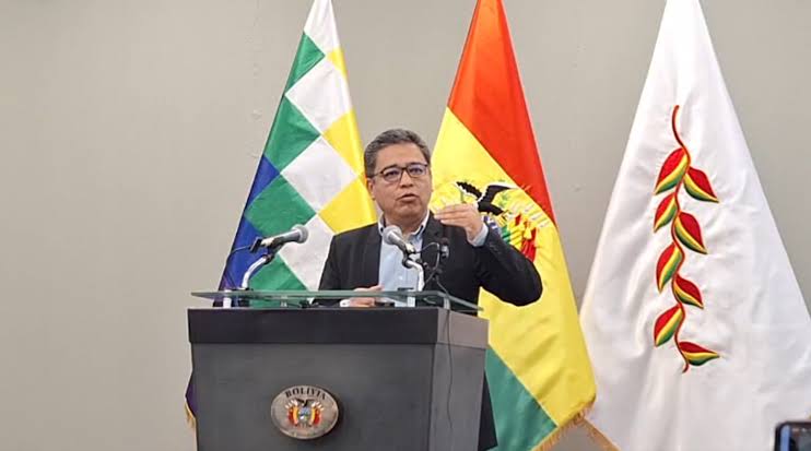 Aumento en el precio del diésel impactará la economía boliviana
