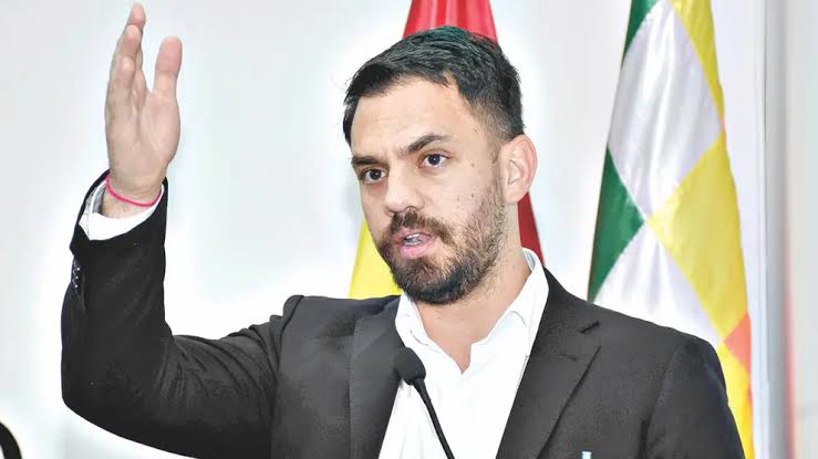 Eduardo del Castillo lanza un libro sobre transformaciones políticas en Sudamérica