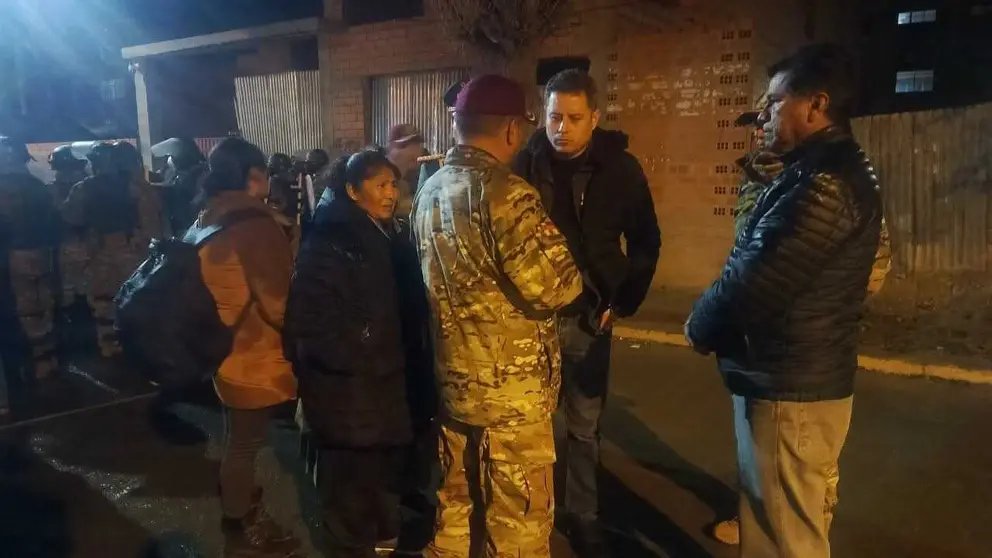 Lara exige justicia tras explosiones en Regimiento Bolívar de Viacha