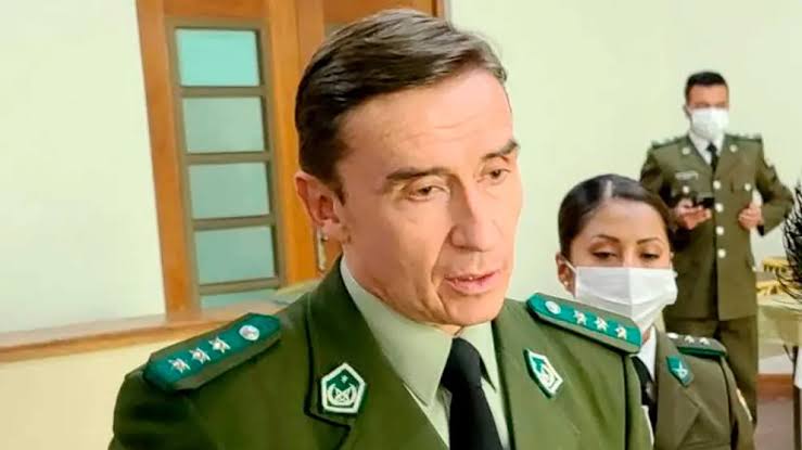 Controversias persisten tras la salida de Sokol de la Policía