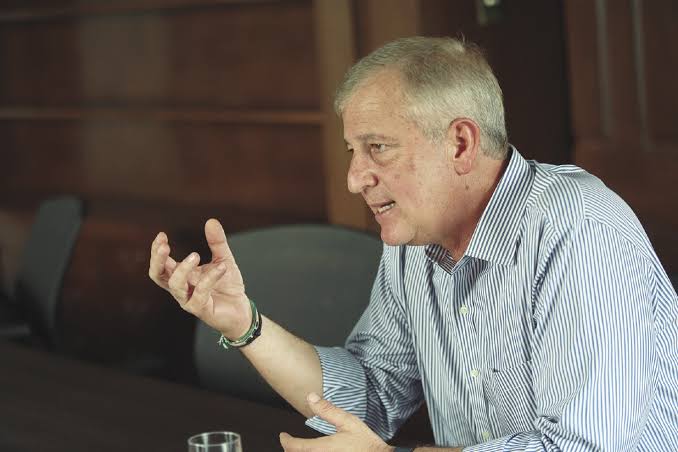 Marinkovic sugiere privatizar el sector de combustibles en Bolivia