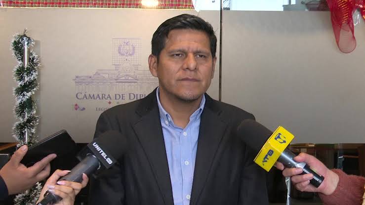 Críticas de Pacheco a la Injerencia de EE.UU. en la Justicia Boliviana