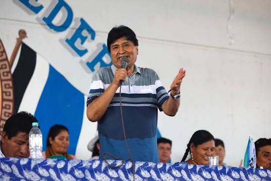 Evo Morales critica posibles privatizaciones del sector energético
