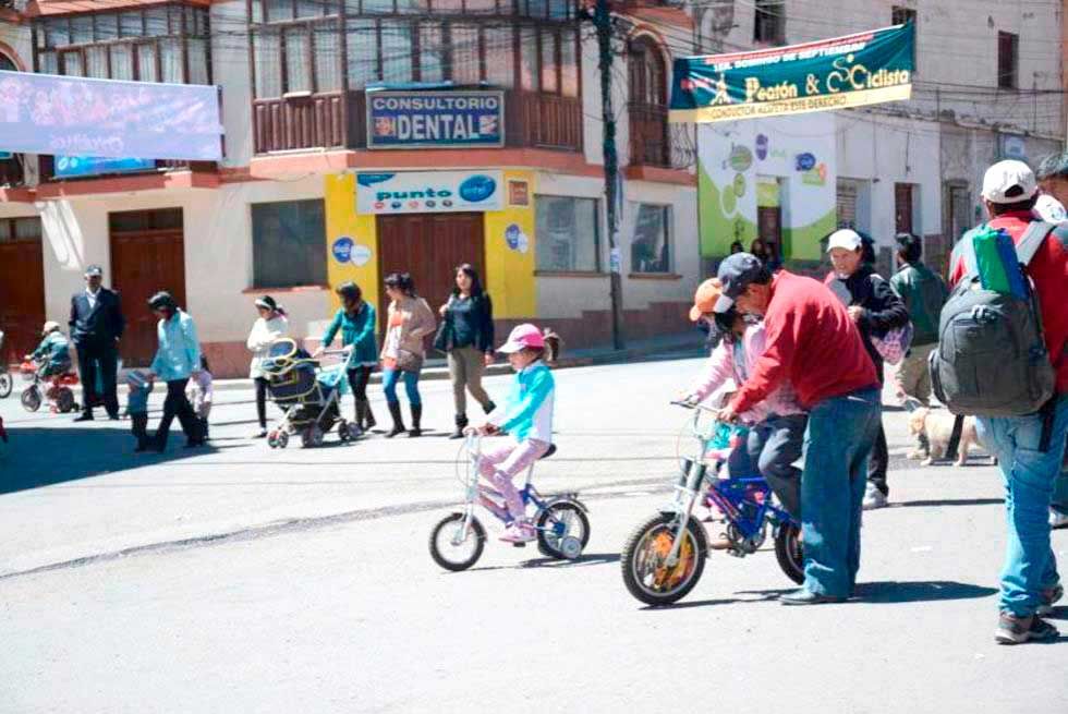 Potosí se llena de vida en el Día del Peatón