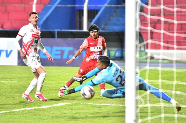 Nacional Potosí enfrenta a Always Ready en un duelo decisivo