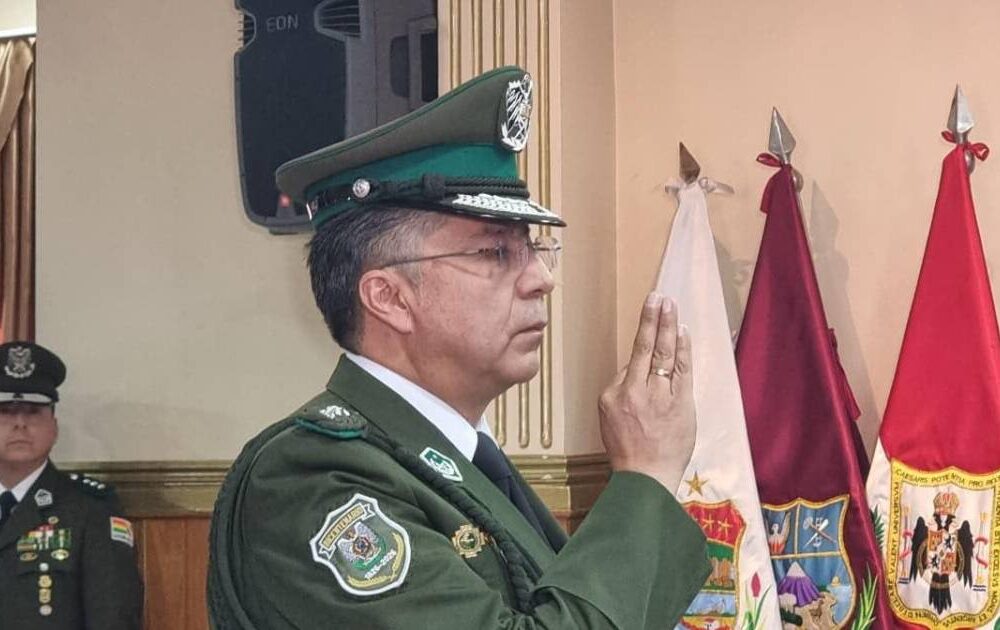 Rodrigo Paz designa a Lucio Jiménez como nuevo Inspector General de la Policía