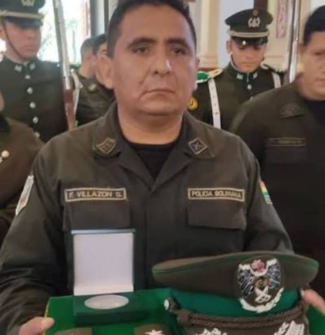 Roger Villazón asume como nuevo comandante de la Policía en Potosí