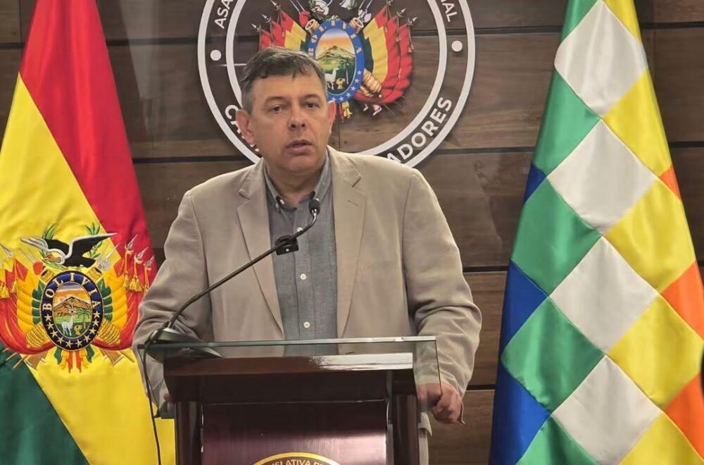 Ávila anticipa que la reforma constitucional se extenderá hasta 2027