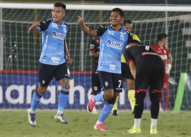 Empate agónico para Blooming en su estadio