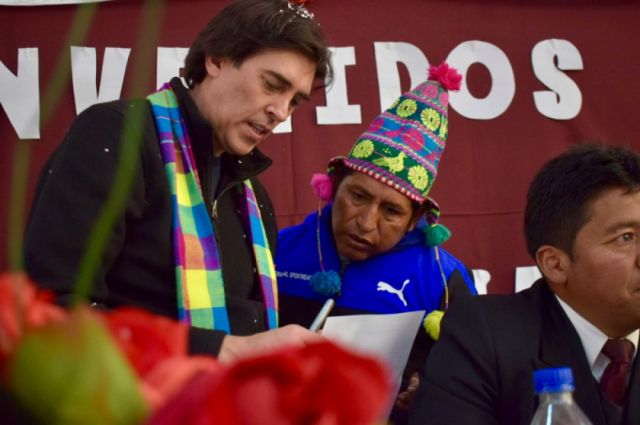 Ministro de Obras Públicas dialoga con autoridades de Norte Potosí