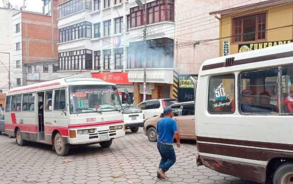 Potosí establece tarifas transitorias para el transporte urbano tras la eliminación de la subvención al diésel