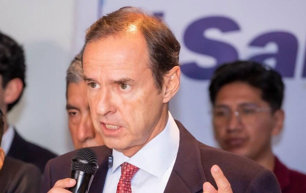Tuto Quiroga critica el caso de las maderas impregnadas con droga