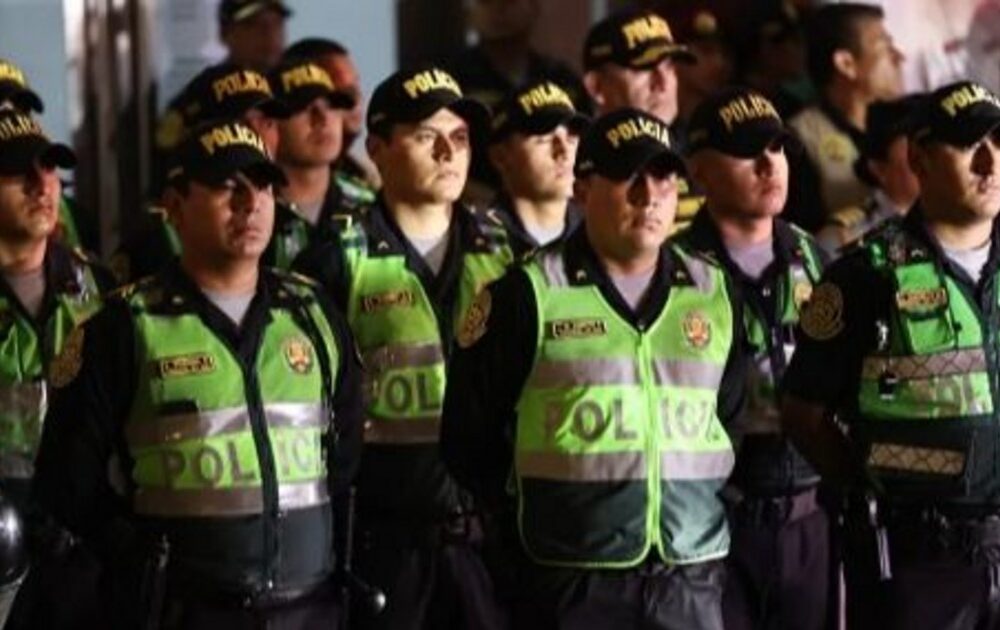 La Policía de Perú desmiente infiltraciones criminales en sus escuelas