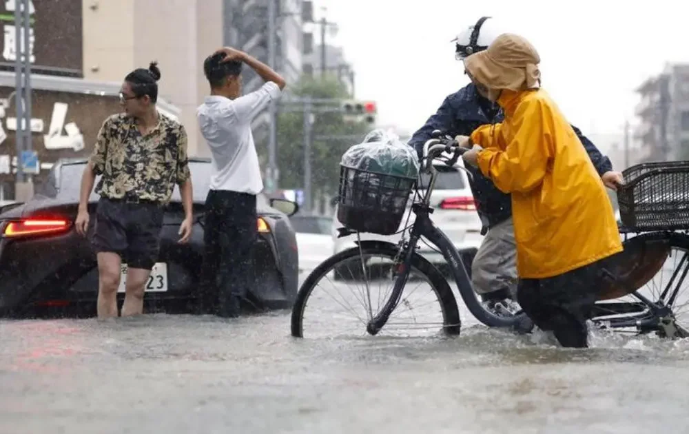 Deslizamientos de tierra en Japón dejan una víctima y 41 heridos
