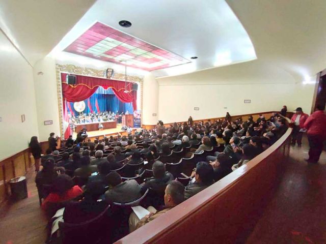La UATF celebra su primer congreso interno para reformar el estatuto