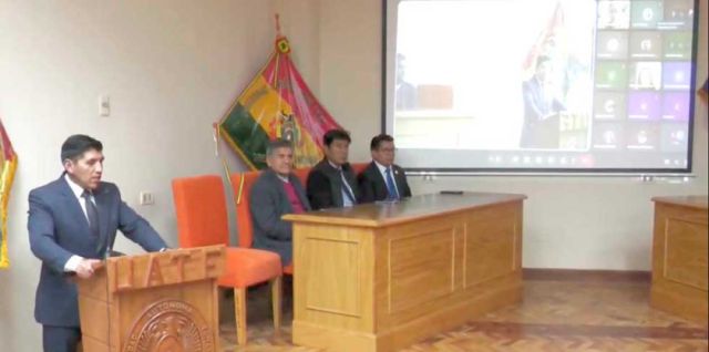 Se lanza posdoctorado internacional en investigación en UATF