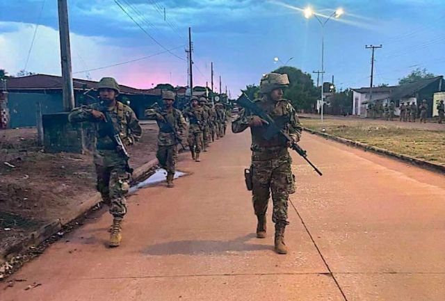 Gobierno boliviano busca apoyo internacional para combatir el narcotráfico