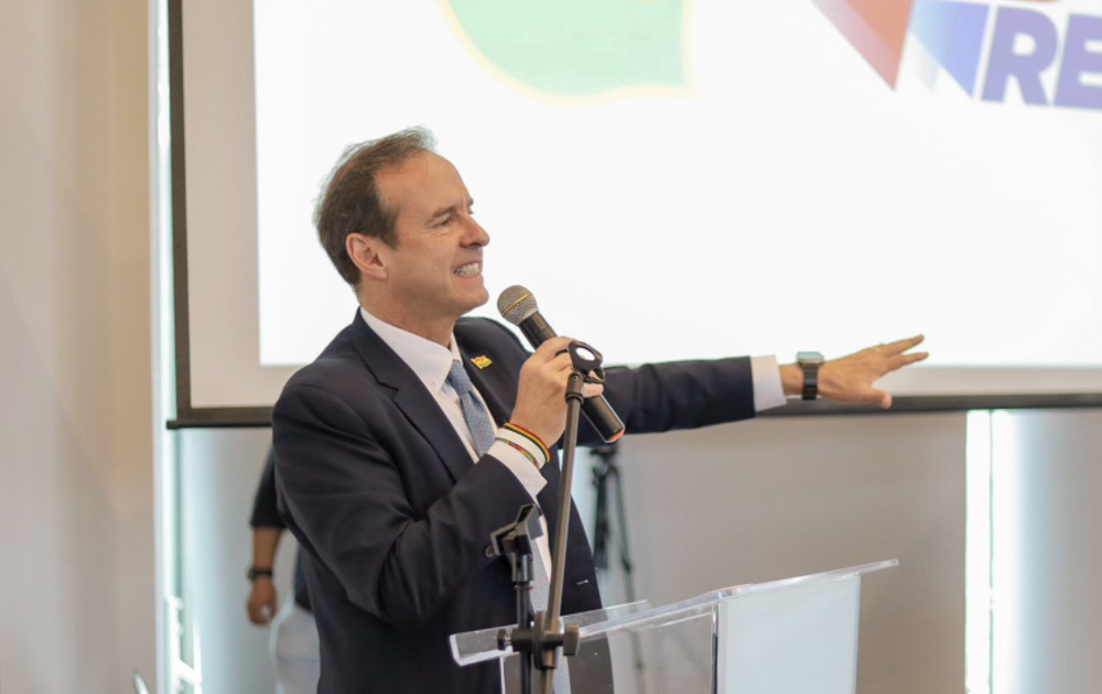 Tuto Quiroga critica la gestión del Gobierno en el tema del diésel y demanda claridad sobre la gasolina