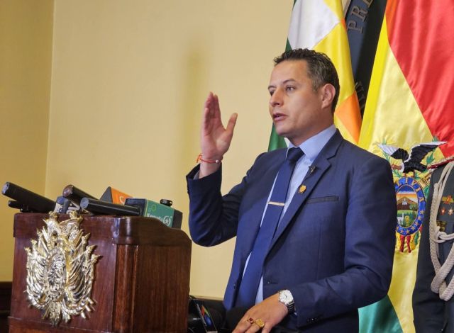 Lara critica la falta de avance de la Fiscalía en investigaciones sobre el presidente