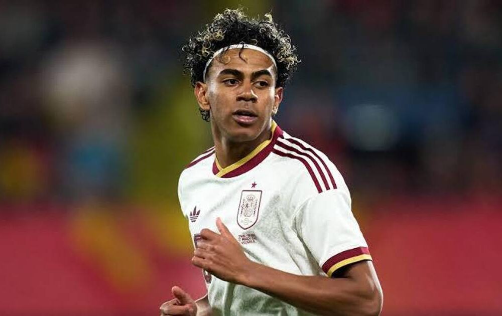 Lamine Yamal se postula para el Balón de Oro