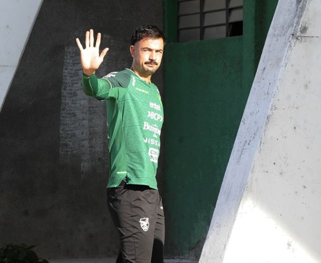 Viscarra será el arquero titular en amistosos ante Paraguay y Argentina