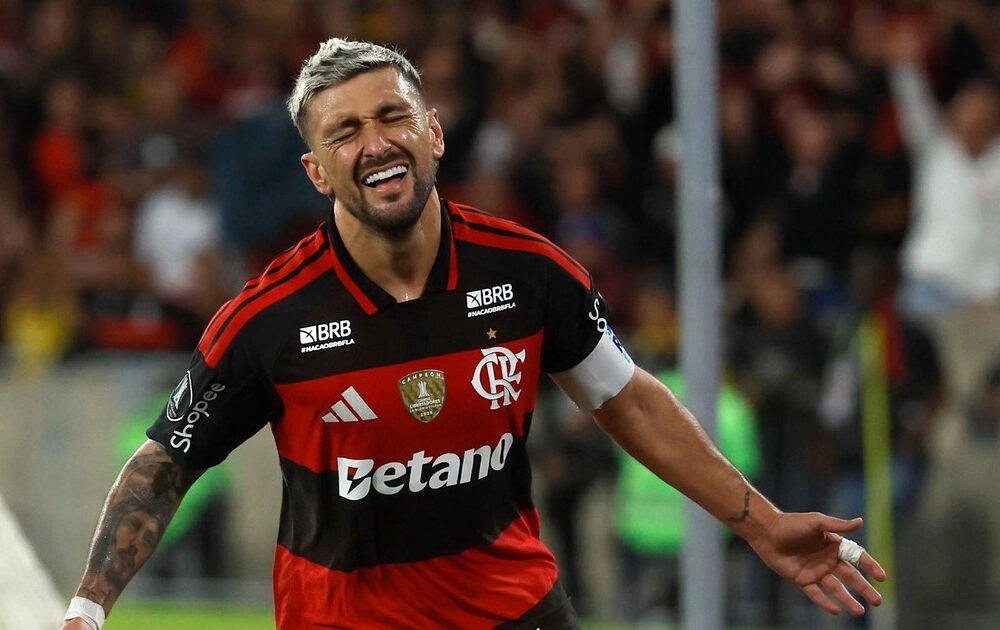 Flamengo avanza a semifinales tras empatar con Independiente del Valle