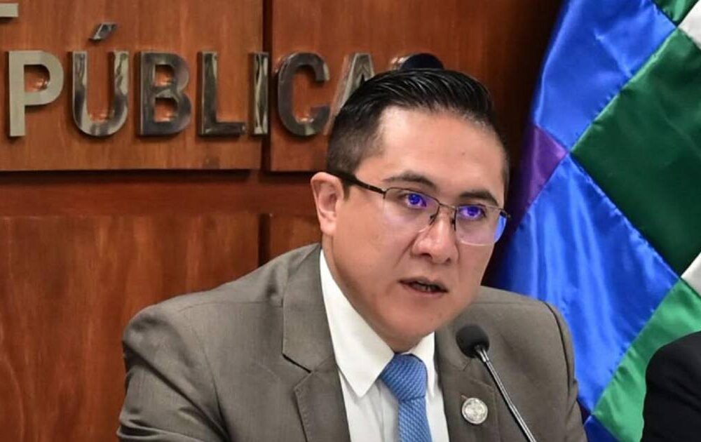 Gobierno establece un límite de $us 2.000 millones para la deuda flotante en 2023