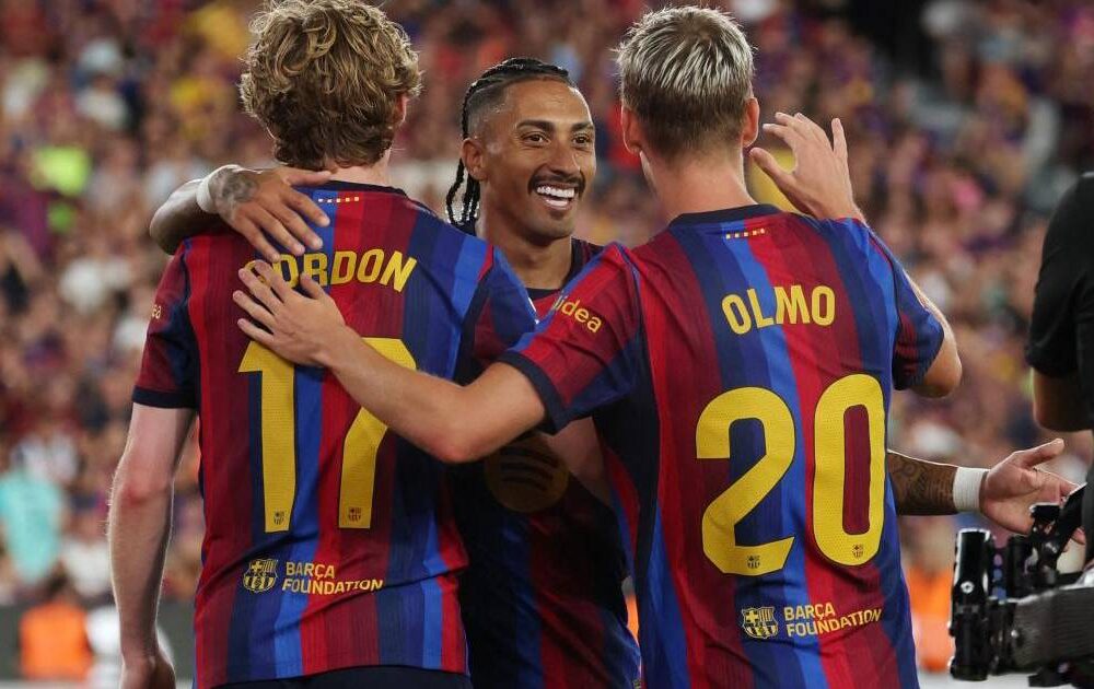 El Barcelona se impone al Rayo Vallecano y recupera la cima en La Liga