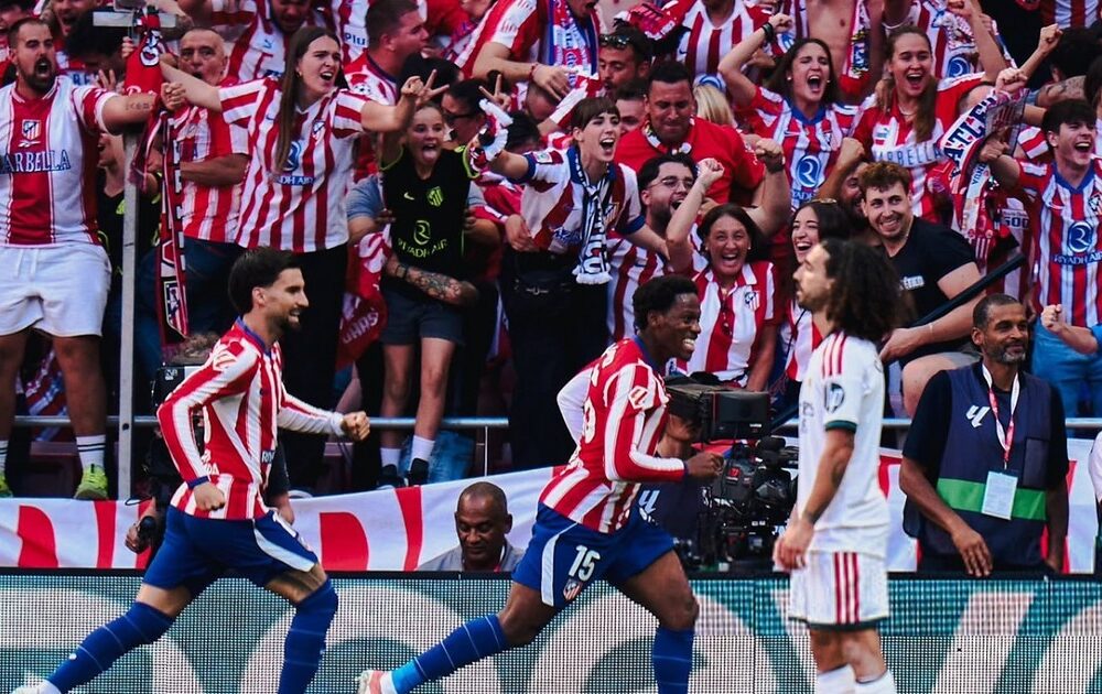 Atlético de Madrid se impone en el derbi y detiene al Real Madrid