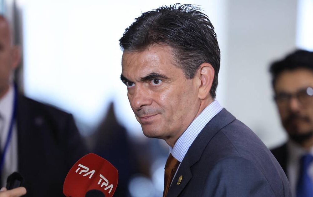 Gobierno aprueba decretos para favorecer al transporte y otros sectores productivos