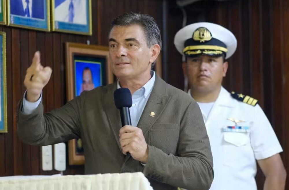 Rodrigo Paz celebra en Cobija el 124 aniversario de la Batalla de Bahía