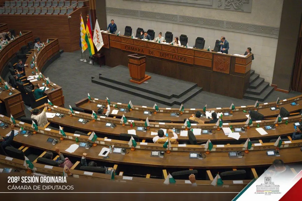 Nueva contienda en el Parlamento por las jefaturas de bancada y la presidencia de Diputados